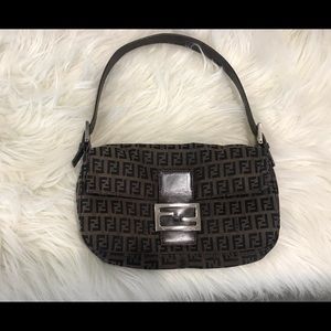 Vintage Authentic FENDI baguette bag